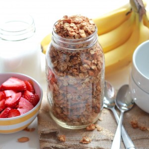 2236135-banana-coconut-cashew-granola